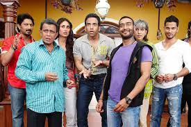 Ajay Devgn Celebrates 9 Years Of Breaking Fingers With Golmaal 3 But i have to say that the addition of a few new faces, and moving the location. ajay devgn celebrates 9 years of