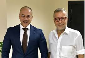 أعلن تامر مرسي، رئيس مجلس إدارة الشركة المتحدة للخدمات الإعلامية، بدء الخطوات التنفيذية لهيكلة القنوات الفضائية التابعة لشركات إعلام وبدأت اللجنة التفيذية اجتماعاتها برئاسة تامر مرسي، وتم الاتفاق على عدد من القيادات لتكليفهم بمهام مختلفة، وجاء. Ø´Ø±ÙŠÙ Ù…Ù†ÙŠØ± ÙŠØªØ¹Ø§Ù‚Ø¯ Ù…Ø¹ ØªØ§Ù…Ø± Ù…Ø±Ø³ÙŠ Ø¹Ù„Ù‰ On E Ø§Ù„ØªÙØ§ØµÙŠÙ„ Beirutcom Net