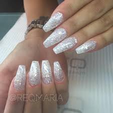 Apply a serum gel all over the nails and stick. Ombre White Acrylic Nails With Silver Glitter Novocom Top