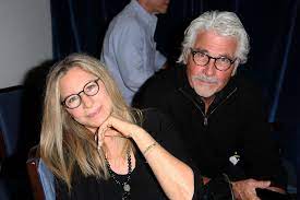 Maybe you would like to learn more about one of these? Barbra Streisand Sie Feiert Ihr 21 Jahriges Jubilaum Mit James Brolin Brigitte De
