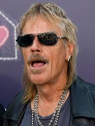 Happy Birthday to FRANK BEARD, the only member of ZZ Top who ironically  doesn't have a beard!! 🥁