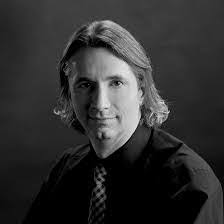 Dante Stephens's Instagram, Twitter & Facebook