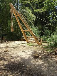 Kran Mit Flaschenzug Jpg 1 307 1 743 Pixel Flaschenzug Flaschen Zug