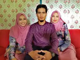 Setiap produk mary kay dah siap packaging yang cantik2. Jatuh Cinta Dengan Set Pencerahan Mary Kay Lumivie Brightening System Tiny Na Sweet