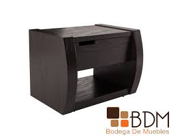 El buró de cama, también conocido como mesita de noche, es una pieza con la que contamos siempre en la recámara. Buro Para Cama Elegante Bodega De Muebles Muebleria Online