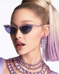 🚨Ariana Grande has confirmed her participation in the Spotify x Fan  project in which top listeners and fans are rewarded with first access  pre-sale tour tickets!