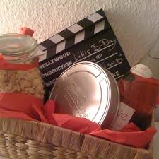 Pin Von Victoria Auf 3 Diy Projects Done Kinogutschein Kinogutschein Basteln Box Geschenk