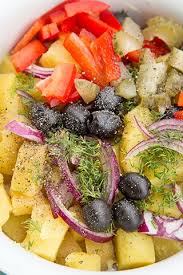 Prazul se curata, se spala, se taie in rondele. Salata Orientala De Post Diva In Bucatarie