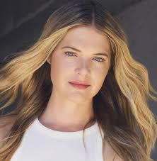 Kate Miner's Instagram, Twitter & Facebook