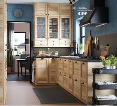 Una manera de ahorrar muchos lugares donde almacenar son los muebles de cocina altos y con diversas cestas para que de esta forma podamos guardar mayor cantidad de componentes,puedes colocar en una pared la mayoría de. Cocinas Ikea 2021 2020 Todas Las Imagenes Y Precios Brico Y Deco