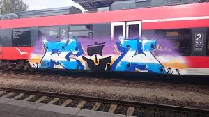 Pauli steigen auf, hansa rostock, die tus koblenz und rot weiss ahlen steigen ab. Fc Hansa Rostock Streetart Ultra Facebook