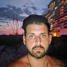 Unboxing a green mamba. Mambas are one of the fastest venomous snakes