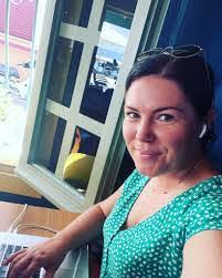 Sonya Cartwright's Instagram, Twitter & Facebook