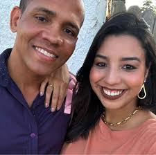 Danielle Freitas's Instagram, Twitter & Facebook