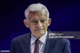 1,377 Parliament Jerzy Buzek Stock Photos, High-Res Pictures, and Images