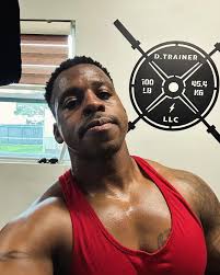 Business as usual. D Trainer LLC. … #beabrand #beyourbrand #personaltrainer  #personaltraining #service #inperson #online