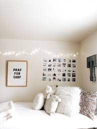 Pin By Sofia Teixeira On Habitaciones Juveniles Dorm Room Decor Room Inspiration Dorm Room Inspiration