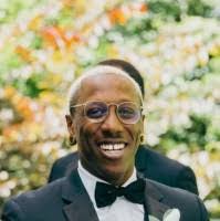 Daniel Dewindt's Instagram, Twitter & Facebook