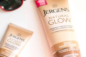 But i tried the natural glow +firming variant in two shades (fair . Jergens Natural Glow Line Review 2019 Maple Holistics Real Ingredients Real Results