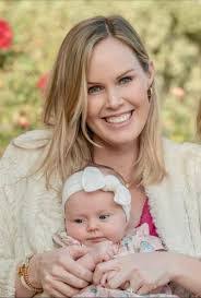 Molly Mcbee's Instagram, Twitter & Facebook