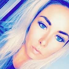 Sarah Reece (@Sareece83)