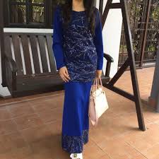 Slim/labuh/comfort round neckline, zip belakang, wudhuk friendly design accessories diamond attached di pinngang warna : Baju Kurung Moden Royal Blue Muslimah Fashion Dresses On Carousell
