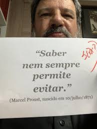 Agatha Rangel's Instagram, Twitter & Facebook