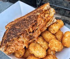 Mains include seafood like porgy and hearty options such as pork pot pot, fried chicken, and roasted chicken breast. 7 Of The Best Food Trucks In Nyc 2020 Big 7 Travel