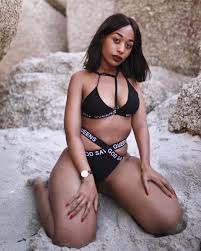 Today we feature an african queen, mpho khati. Mpho Khati Is The Sa Model Changing The Status Quo With Her Curves And Thick Thighs Fashionstyle Ng Fashion Style Nigeria