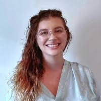 Jessica Renken's Instagram, Twitter & Facebook