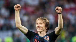 Latest on real madrid midfielder luka modric including news, stats, videos, highlights and more on espn. Luka Modric Privat So Lebt Der Fluchtling Mit Frau Und Kindern Heute News De