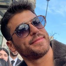 Erkenci kuş projesiyle gündeme gelen can yaman'ın instagram hesabını karıştırdık. Can Yaman Love On Instagram Canyaman Erkencikus Erkencikusdizi Erkencikus Bittersweet Dolunaydizi Inadinaask Feritaslan Yalinaras Candivit Artofit