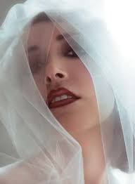 WHAT WE LOVE LIVING RAW THE WHITE ALBUM HIDDEN TREASURES WEDDING STYLE