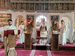 Nicolae domnesc a fost construita din vointa lui stefan cel mare intre 1 iunie 1491 si 10 august 1492. Sfantul Ierarh Iachint De Vicina PrÄƒznuit La Biserica Sfantul Nicolae Domnesc Din Curtea De ArgeÈ™