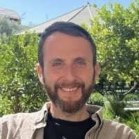 Hannah Kett's Instagram, Twitter & Facebook