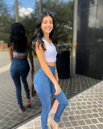 Her real name is maria luisa trevejo. Malu Trevejo Instagram Photos Malutrevejo 118 Gotceleb