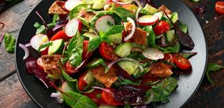 Fattoush Salat Libanesischer Brotsalat Mit Sumach Und Gerostetem Brot Rezept