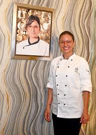 Set in one of london's most famous hotels, ramsay's restaurant at the savoy has been going strong since 2010. Hell S Kitchen Winner Mary Lou Davis And Kori Sutton Face Off In Season 19 Final People Com
