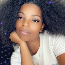 Ursula Ransom's Instagram, Twitter & Facebook