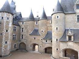 Fougères se distingue des grands châteaux de la loire par une. Chateau De Fougeres Sur Bievre La Charpente De La Galerie 1510 1520 Picture Of Chateau De Fougeres Sur Bievre Tripadvisor