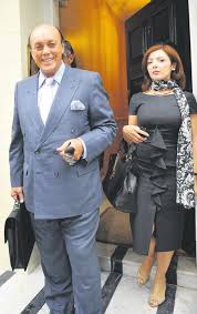 1 mayıs 1941, lefke) kıbrıs türkü iş insanıdır. Asil Nadir 78 Yasinda 5 Inci Kez Baba Oldu Takvim