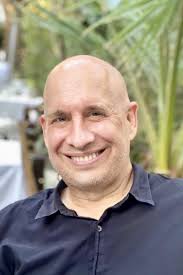 Professional Mentor” Helps Students Re-imagine Entrepreneurship and Social  Change