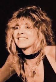 A singer named Lanie uploaded a cover version of Fleetwood Mac's hit song  "Dreams" and received a response that was out of this world. The video  instantly went viral with over 43