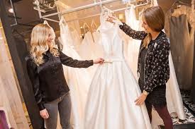 Die marke wilvorst steht für hochwertige anzüge made in germany. Die Shoppingwelt Dodenhof Heiraten Mit Braut De