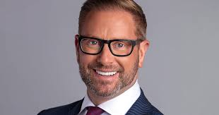 The New Portrait Of Leadership: Bill Keen Of Keen Wealth Advisors On  Strategies to Shape Yourself Into A Modern Masterpiece