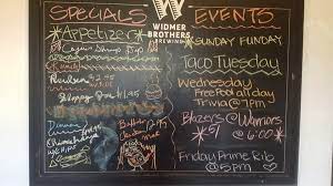 Our lives revolve around great food, cold beer and of course sports! Joe S Sports Bar Grill Takeout Delivery 89 Photos 25 Reviews Sports Bars 820 Ne E St Grants Pass Or United States Restaurant Reviews Phone Number Yelp