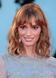 Hence, here a compilation of 50 stunning layered hairstyles with bangs. 20 Types Of Trendy Bangs For Young Women Haircut Inspiration