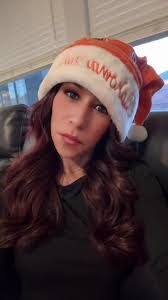 Lindsay Boone's Instagram, Twitter & Facebook