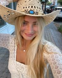 Olivia Crigler (@olivia.crigler) • Instagram photos and videos