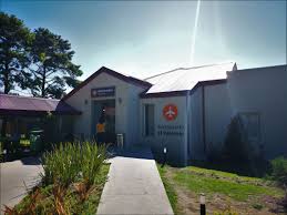 Hoy Les Invito A Conocer El Pequeno Aeropuerto El Palomar Buenosaires Una Terminal En Un Aeropuerto Militar Que Esta Da Viaje A Europa Buenos Aires Palomar